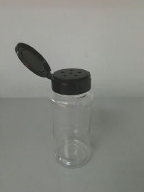 Plastic spice shaker bottle